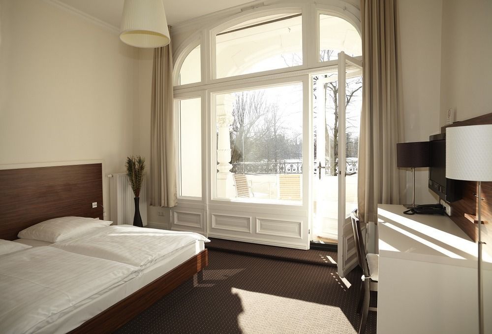 Hotel Excellent Lubeck Exterior photo